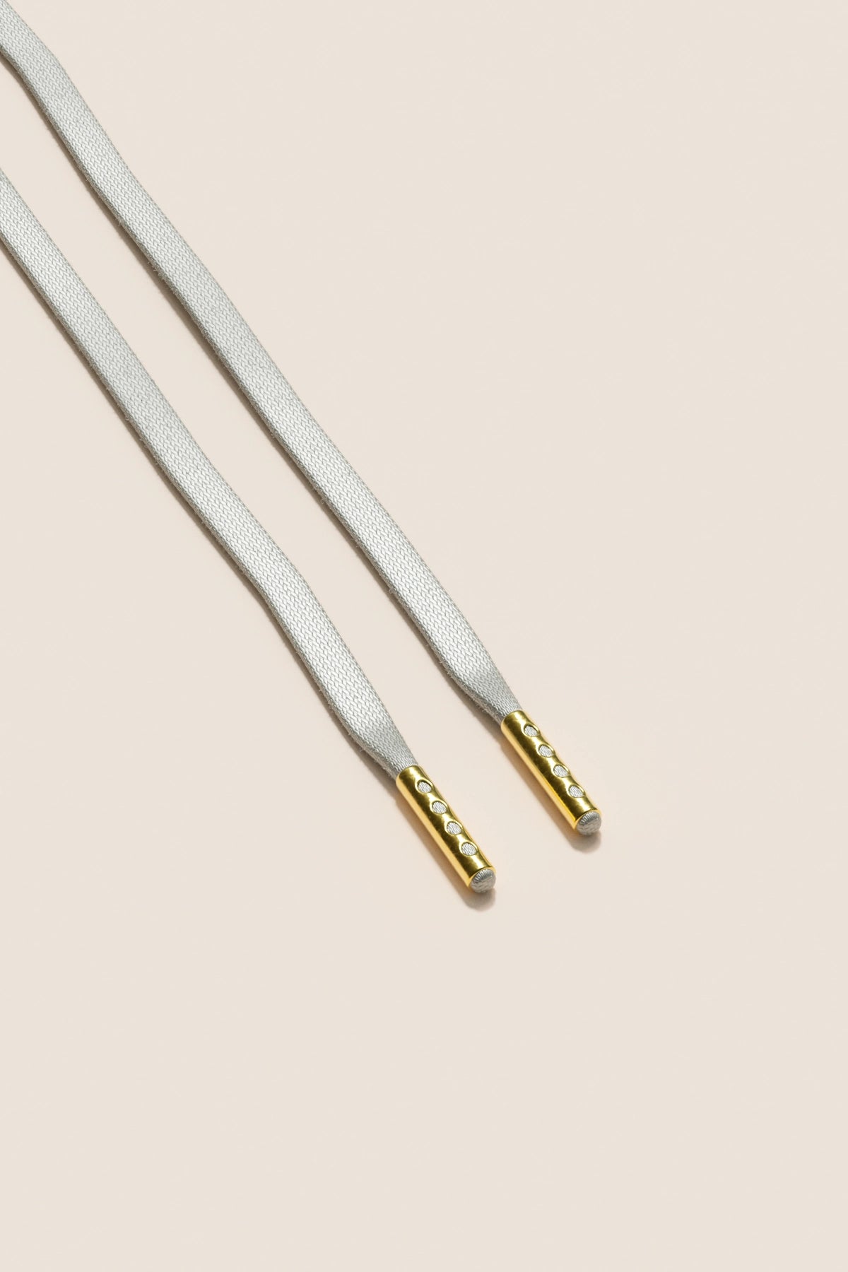 Senkels Light Grey 3mm Flat Waxed Shoelaces with Gold Aglets