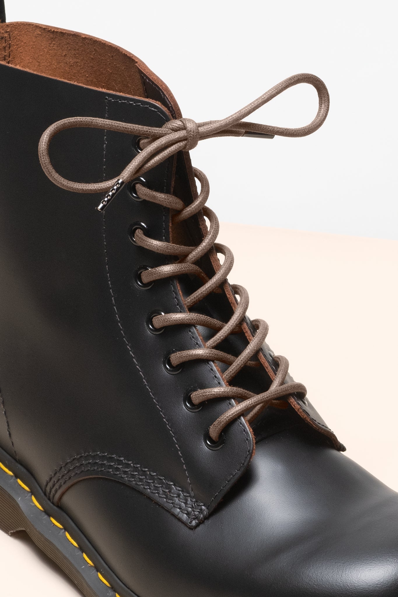 Hellbraun - 4mm Runde gewachste Schnürsenkel für Stiefel und Schuhe aus 100% Bio-Baumwolle - Senkels